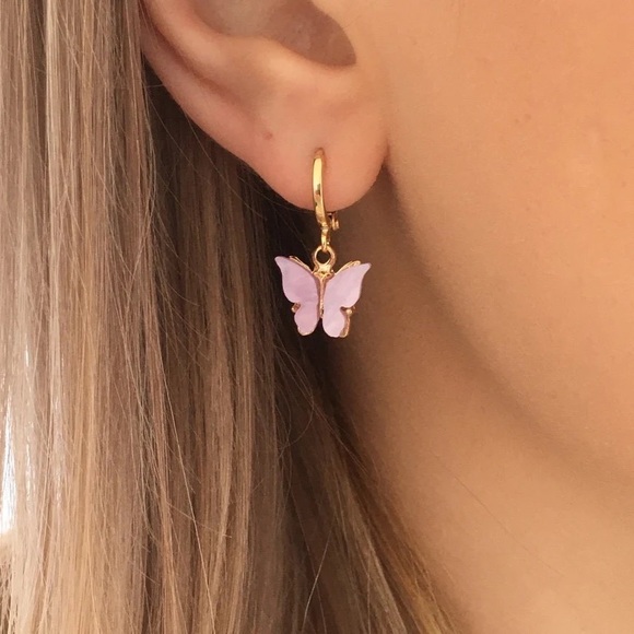 Gold plated Pink butterfly hoop earring - Picture 2 of 3